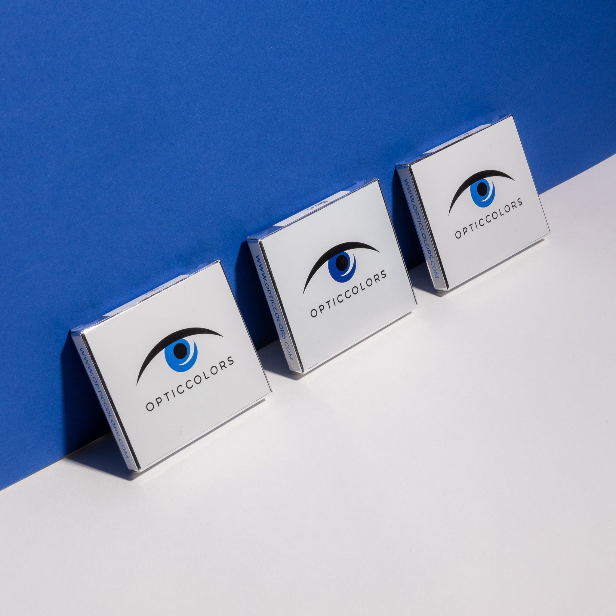 Buy color lenses? - Order now with 40% off!