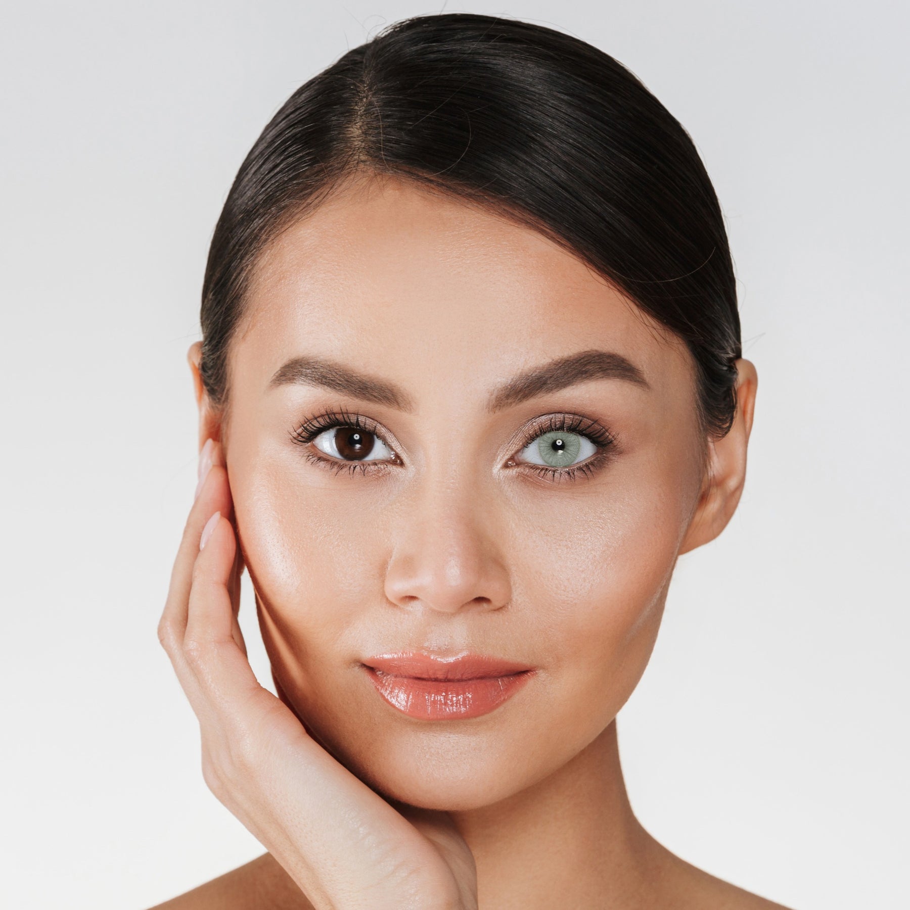 Buy color lenses? - Order now with 40% off!